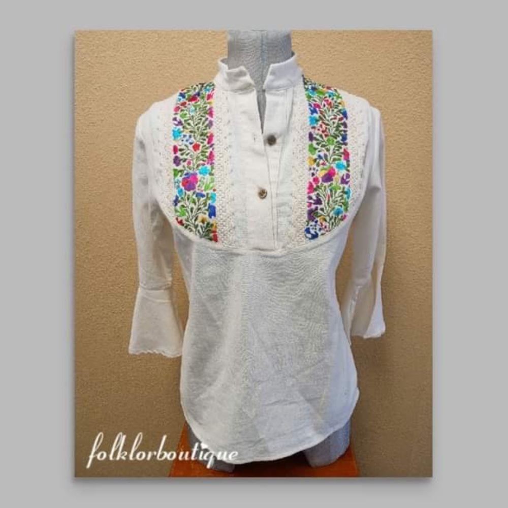 Tops - Picture 11 of 16